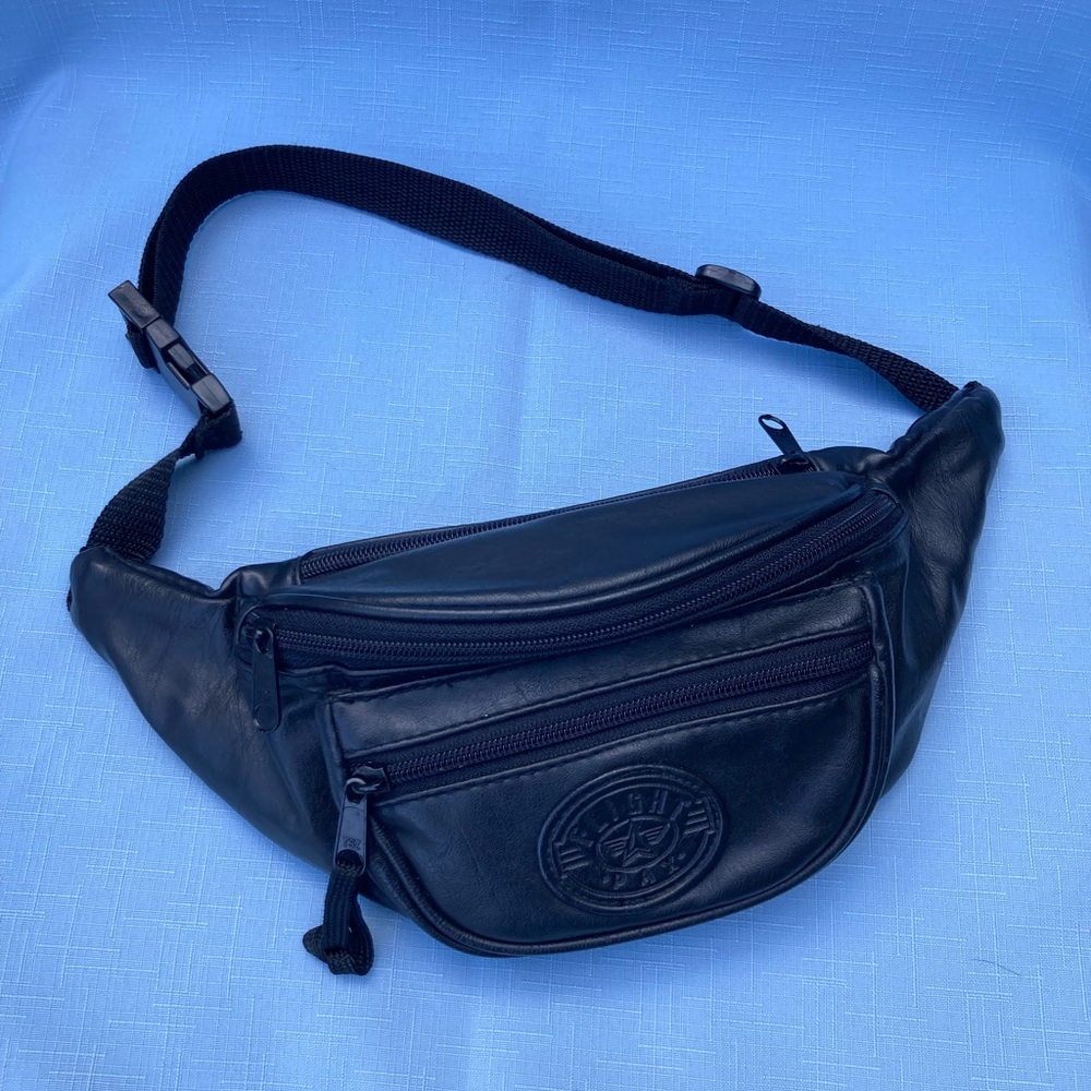 Vintage 90’s Flight Pax Fanny Pack